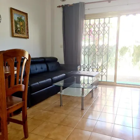 Ola Azul Star Bungalow בנידורם